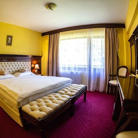 Hotel Trei Brazi Baile Olanesti Exterior foto